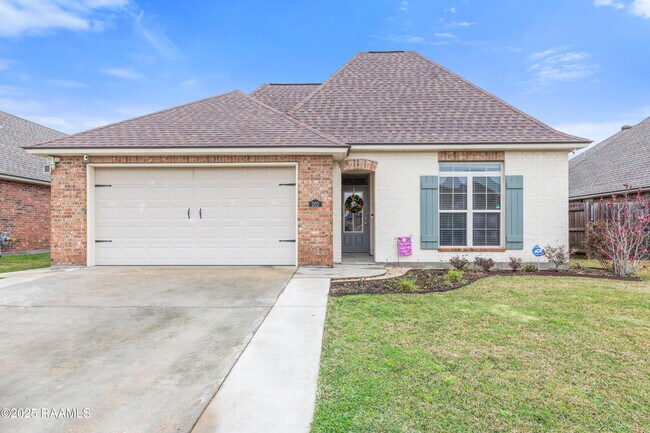 202 Adelaide Dr in Lafayette, LA - Building Photo - Building Photo