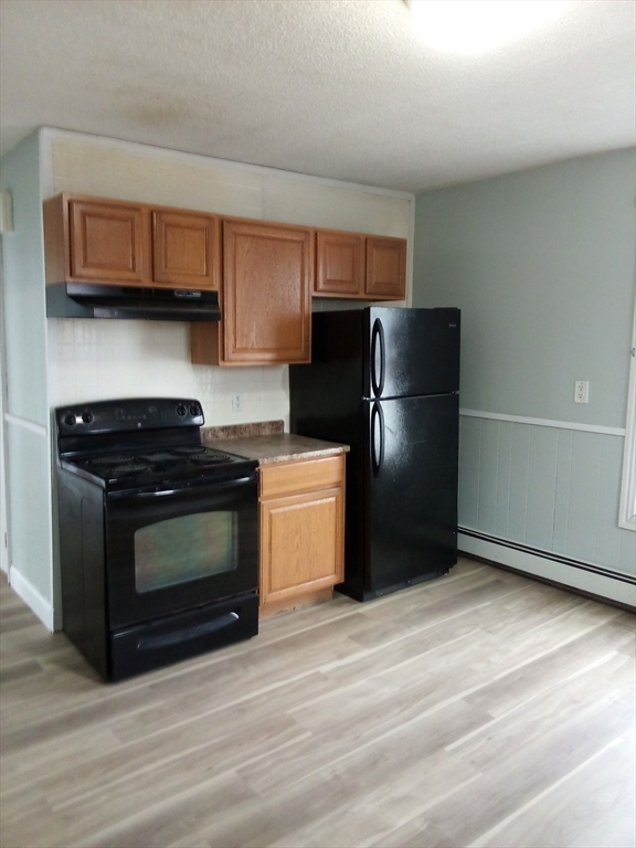 17 Alley St-Unit -2 in Lynn, MA - Building Photo - Building Photo