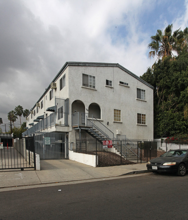 1143 Wilcox Pl in Los Angeles, CA - Foto de edificio