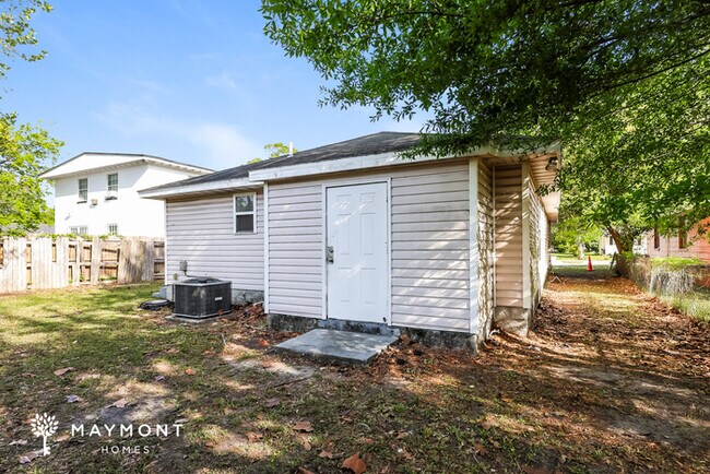 1410 W 20th St, Unit 14-524 in Jacksonville, FL - Building Photo - Building Photo