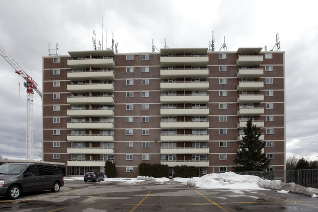 Dublin Street Apartments in Markham, ON - Building Photo - Building Photo