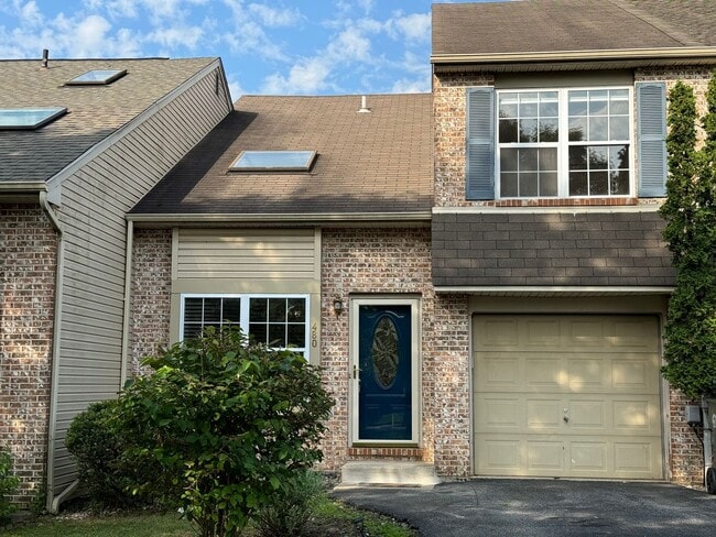 480 Wild Mint Ln in Allentown, PA - Building Photo - Building Photo