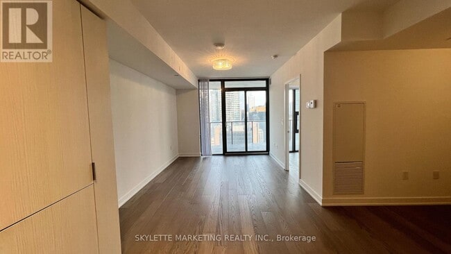 property at 11-3211 Wellesley St W
