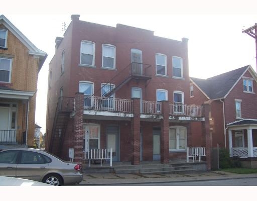 630 W Pittsburgh St in Greensburg, PA - Foto de edificio - Building Photo