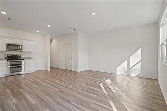 541 Magnolia Cir in Palmetto, GA - Building Photo - Building Photo