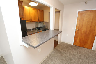 Rose Tower Apartments in Lexington, KY - Foto de edificio - Interior Photo