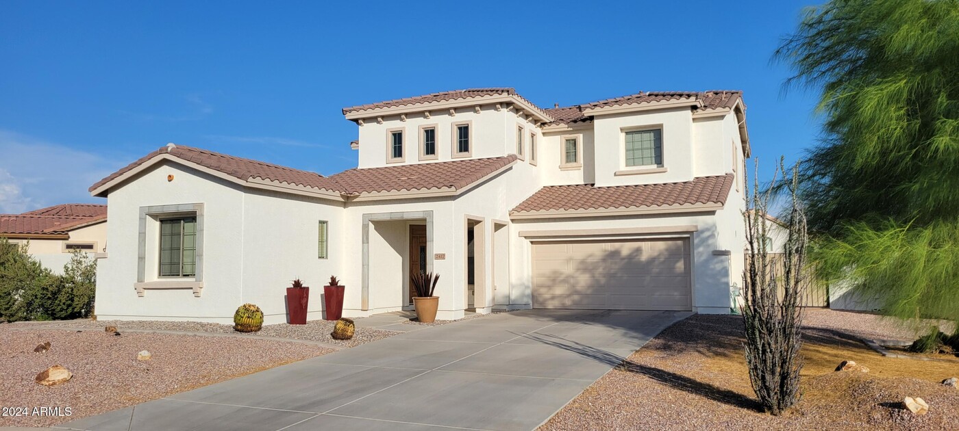 2417 S Salida Del Sol in Chandler, AZ - Building Photo