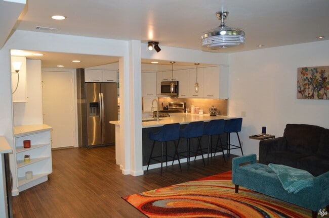 property at 1925 N Vía Miraleste