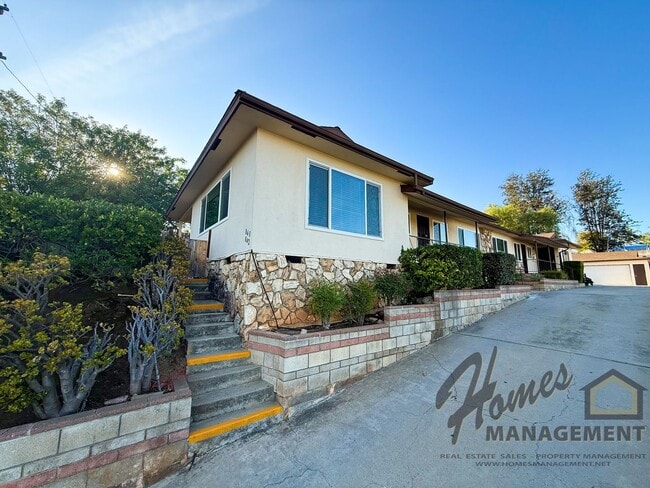 property at 840 W 7th Ave