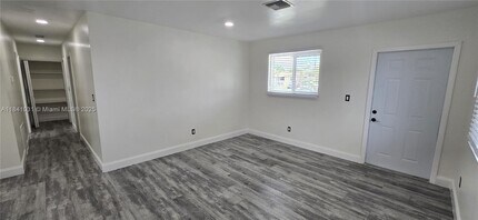 9805 Marlin Rd in Cutler Bay, FL - Building Photo - Building Photo