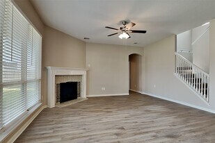 9961 Yearling Pl in Conroe, TX - Building Photo
