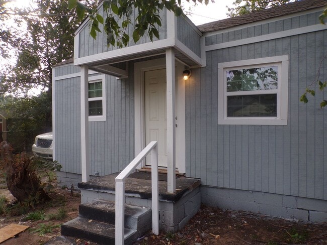 property at 1512 SW A Ave