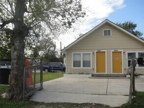 4201 Chapman St-Unit -A in Houston, TX - Building Photo - Building Photo