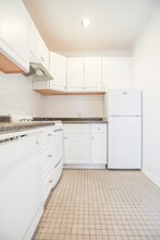 168 W Menomonee St in Chicago, IL - Building Photo - Building Photo