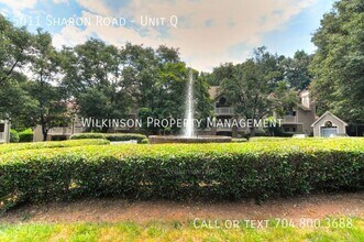 5011 Sharon Rd-Unit -Q in Charlotte, NC - Foto de edificio - Building Photo