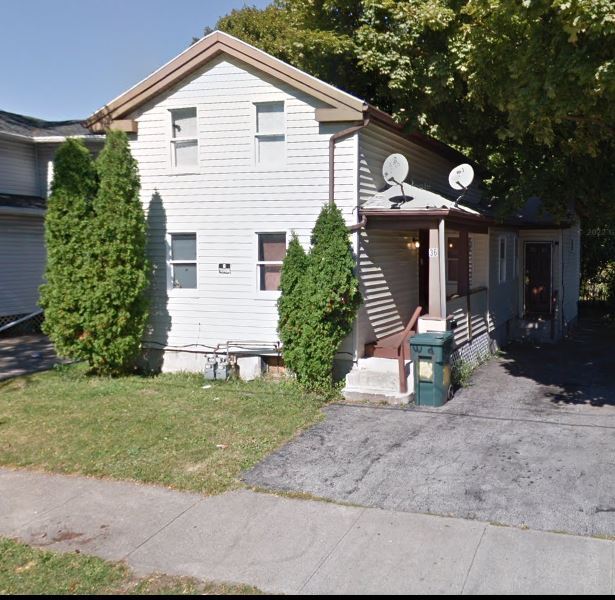 36 Woodward St in Rochester, NY - Building Photo