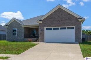 306 Turner Ct in Vine Grove, KY - Building Photo