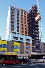 Graceline Court in New York, NY - Building Photo - Building Photo
