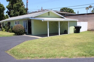 9711 Bixby Ave in Garden Grove, CA - Building Photo