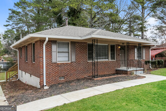 4310 Shady Ln Way in Forest Park, GA - Building Photo - Building Photo