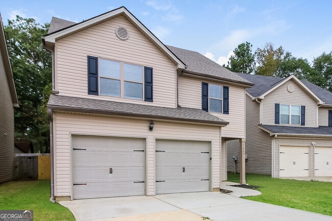 7609 Garnet Dr in Jonesboro, GA - Foto de edificio - Building Photo