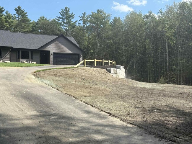 26 Phinney Way in Barrington, NH - Building Photo - Building Photo