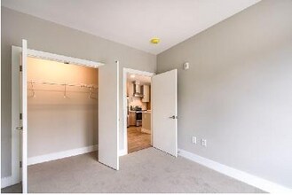 211 Concord Tpke, Unit 29 in Cambridge, MA - Building Photo - Building Photo