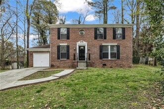 2441 Empire Forest Dr in Tucker, GA - Building Photo - Building Photo