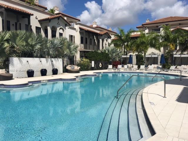 5189 NW 85th Ave in Doral, FL - Building Photo
