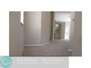 8531 Vía Romana in Boca Raton, FL - Building Photo - Building Photo