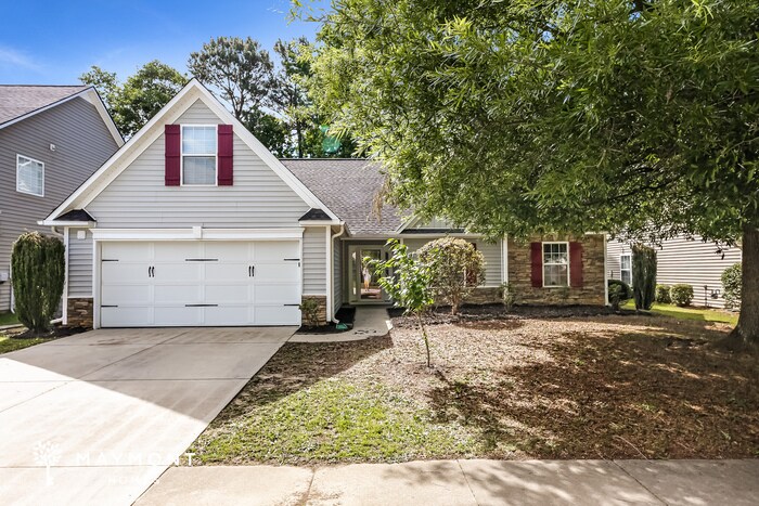 23 Kirkshire Ln in Simpsonville, SC - Building Photo