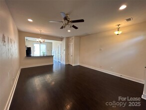 2520 Tranquil Oak Pl in Charlotte, NC - Building Photo - Building Photo