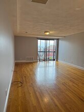 205 Ferry St in Everett, MA - Building Photo - Building Photo