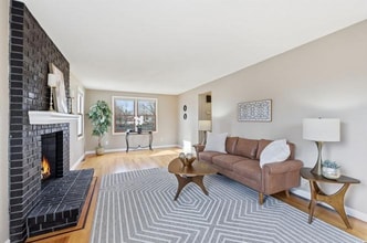 10 Woodcrest Rd in Springfield, MA - Building Photo - Building Photo