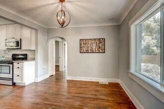 1090 Brentwood St in Lakewood, CO - Building Photo - Building Photo