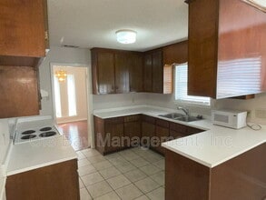 613 Vaughn Dr N in Satsuma, AL - Building Photo - Building Photo