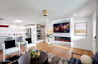 7320 E Latham St in Scottsdale, AZ - Building Photo - Building Photo