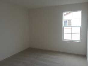 8871 Tethys Ln in Elk Grove, CA - Building Photo - Building Photo