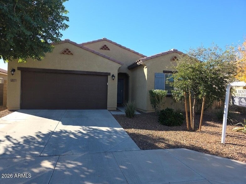 21371 W Monte Vista Rd in Buckeye, AZ - Foto de edificio