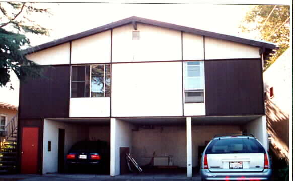 1040 Evelyn Ave in Albany, CA - Foto de edificio - Building Photo