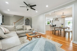 17 Greenwood Ave in West Orange, NJ - Building Photo - Building Photo