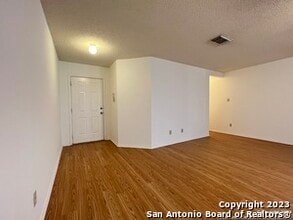 11926 Auburn Brook in San Antonio, TX - Building Photo - Building Photo