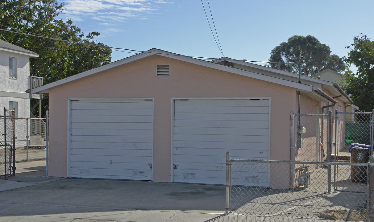 1976-1978 Mason St in San Pablo, CA - Foto de edificio