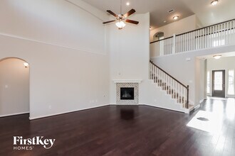 723 Chestnut Cove Ln in Sugar Land, TX - Building Photo - Building Photo