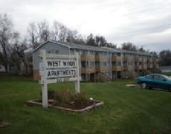 West Winds Apartments in Clive, IA - Foto de edificio - Building Photo