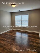 745 Newtown Springs Dr in Lexington, KY - Building Photo - Building Photo