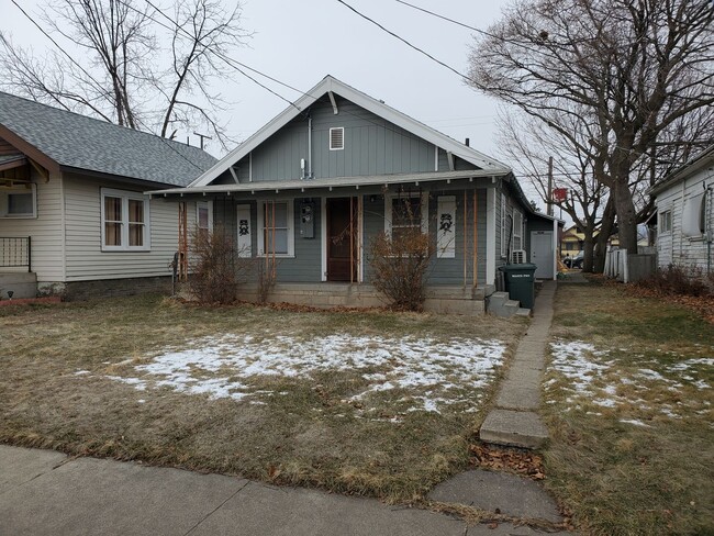 property at 1707 Washington Ave