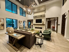 Integra Palms in Riverview, FL - Foto de edificio - Building Photo