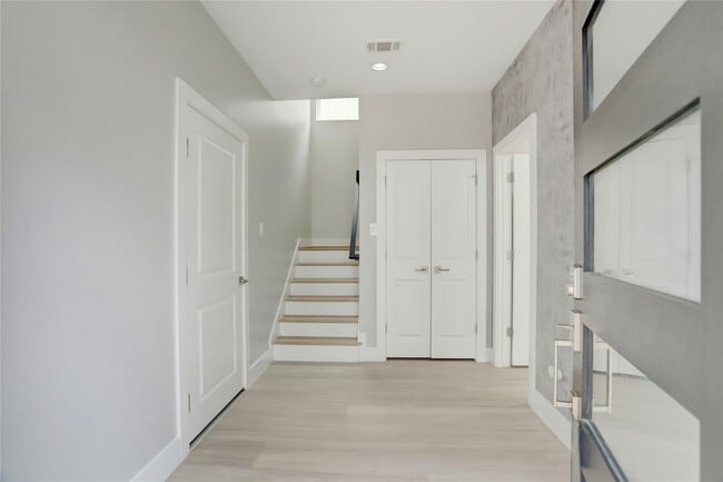 property at 1716 Rosewood St