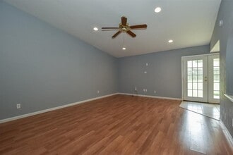 4631 Lochshin Dr in Houston, TX - Building Photo - Building Photo